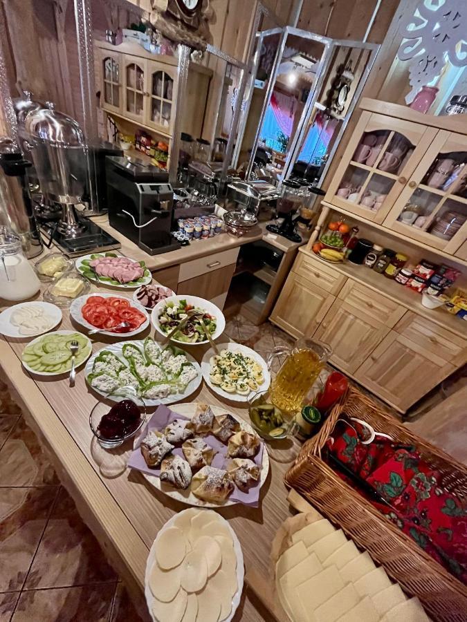 Dom Wypoczynkowy Trzy Sroczki 비아우카 타트르잔스카 외부 사진